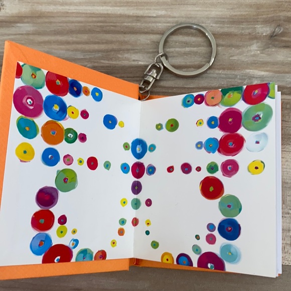 ❤️ Neiman Marcus Notebook Keychain - Picture 2 of 8